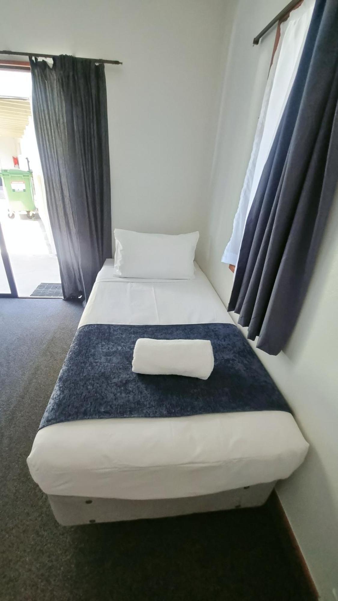 Summit Motor Lodge Тауранга Екстер'єр фото